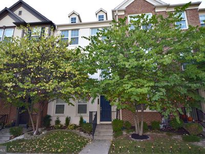 452 Glade Fern Ter SE