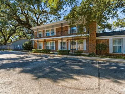 3328 Kingswood Ct #9D