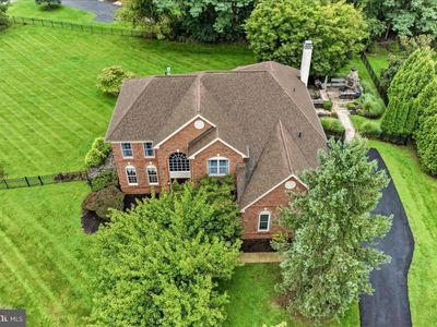1104 Goshawk Cir