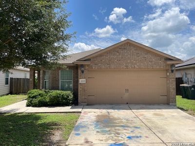 6859 Luckey Path