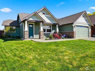 607 W Lilac Way