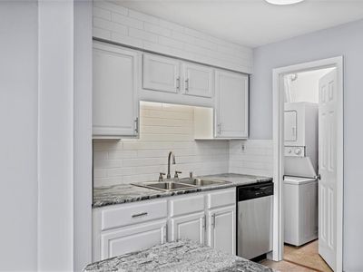 4143 Roanoke Rd APT 10