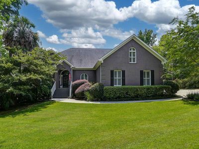 4 Chase Ct
