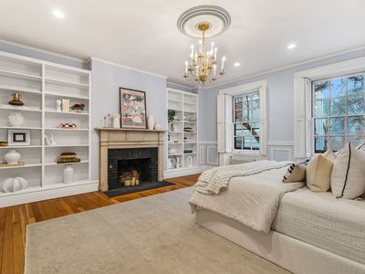 35 Mount Vernon St #1