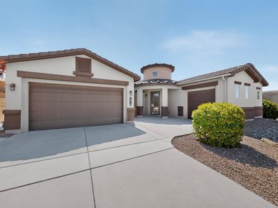 1810 Vista De Colinas Dr SE