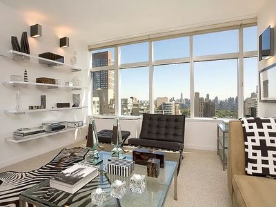 160 W 66th St APT 37E