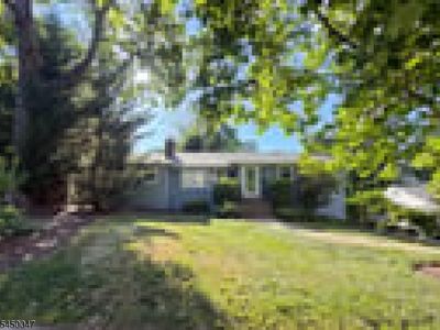63 Samson Ave