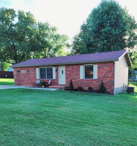 1648 E Wehner Dr