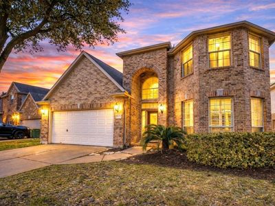 Property at 2703 Marble Brook Ln, Pearland, TX