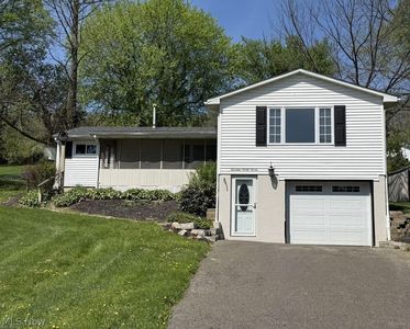 1497 Lake Front Dr