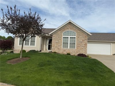 233 Woodbury Cir