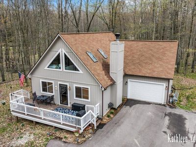 9341 Center Ln