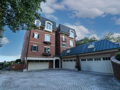 1715 E McMillan St #3