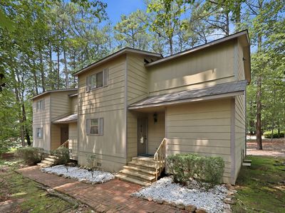 7413 Leesville Rd