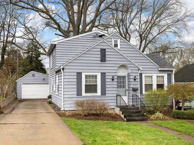 638 Oakmont Ave