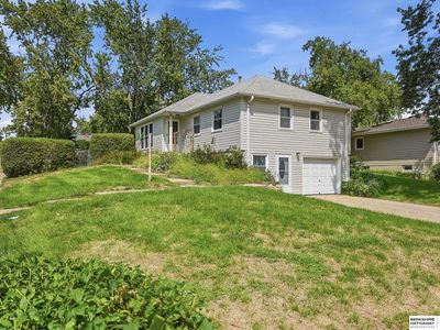 1203 Thomas Dr