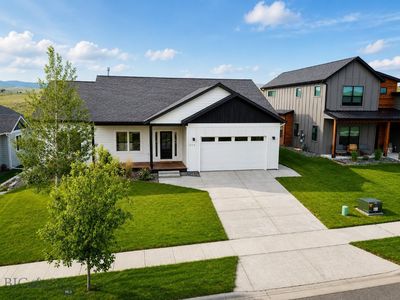 1215 Sweetgrass Ln