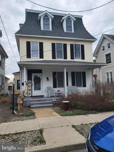 114 W Mount Vernon St