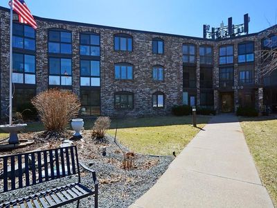 1860 Eagle Ridge Dr #W309