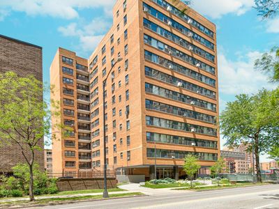 6118 N Sheridan Rd APT 506