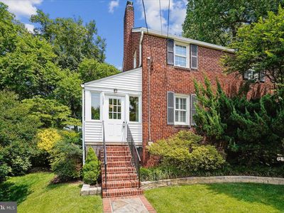 1027 N McKinley Rd