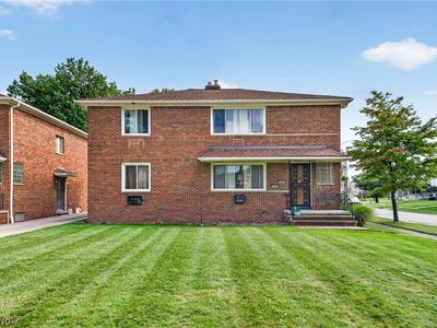 20404 Lake Shore Blvd