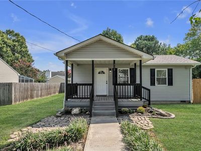 320 Hicks Ave