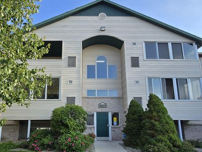 Property at 5877 Crosswinds Dr Unit 31, Norton Shores, MI