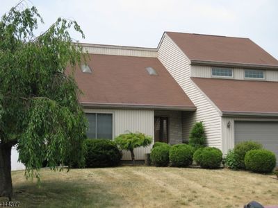Property at 4 Drake Rd, Hillsborough, NJ