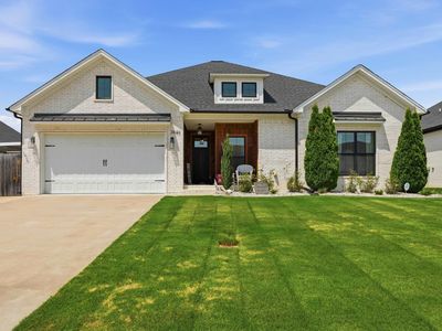 3840 Redmaple Dr