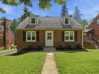 280 Barclay Ave