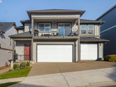 16609 SW Botany Bay Ln