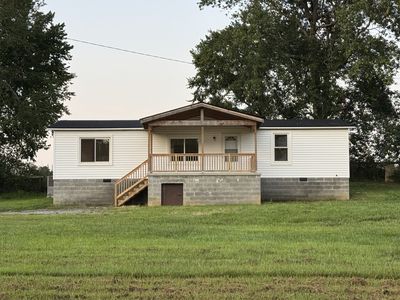Property at 1110 Twin Creek Rd, Charlotte, TN