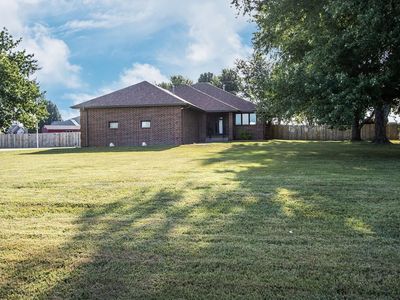 1002 S Hunt Road