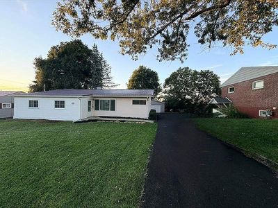 411 Luray Ave