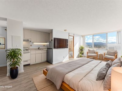 Property at 1060 Kamehameha Hwy APT 2505A, Pearl City, HI