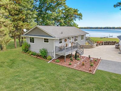 23732 Clover Dr