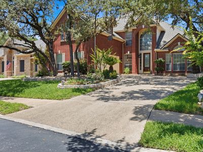2606 Leakey
