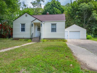 1643 Lyola Ct