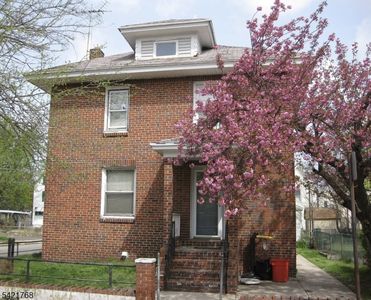 29 W Madison St