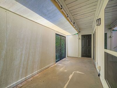 6718 Silvermine Dr APT 1704
