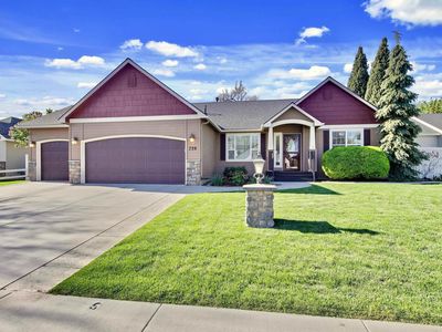739 W Highland Ave