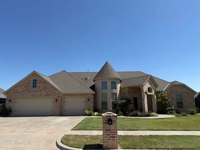 607 NW Blackstone Trl