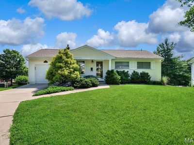 1064 Barry Ct