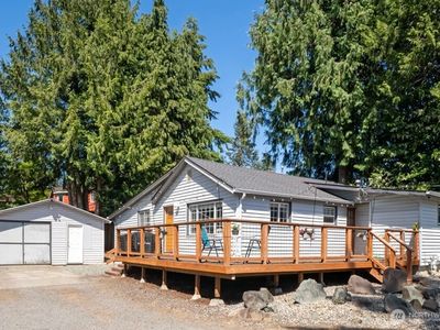 416 Riverview Lane