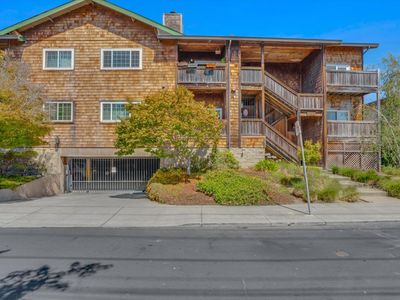 1708 Lexington Avenue #9