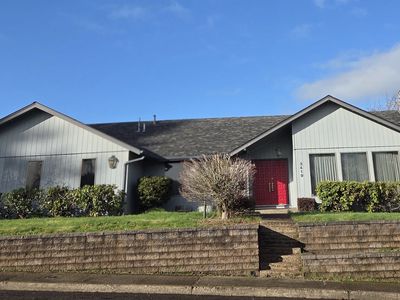 3419 Broken Arrow Loop NW