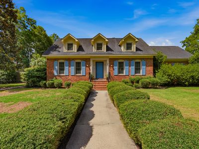 255 Longleaf Dr