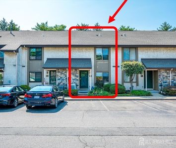 160 Hampshire Dr