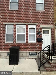 1323 S 17th St
